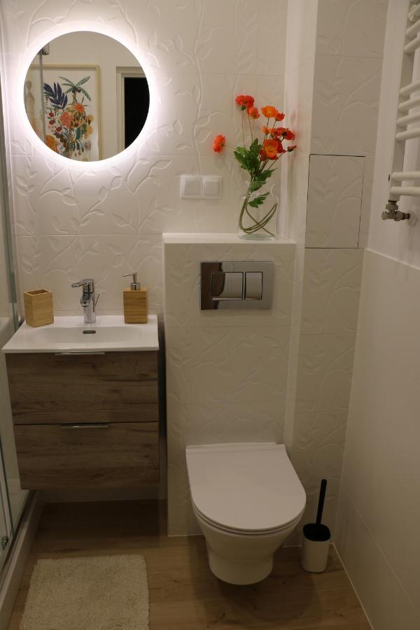 Apartament Freedom โควอบเซก ภายนอก รูปภาพ
